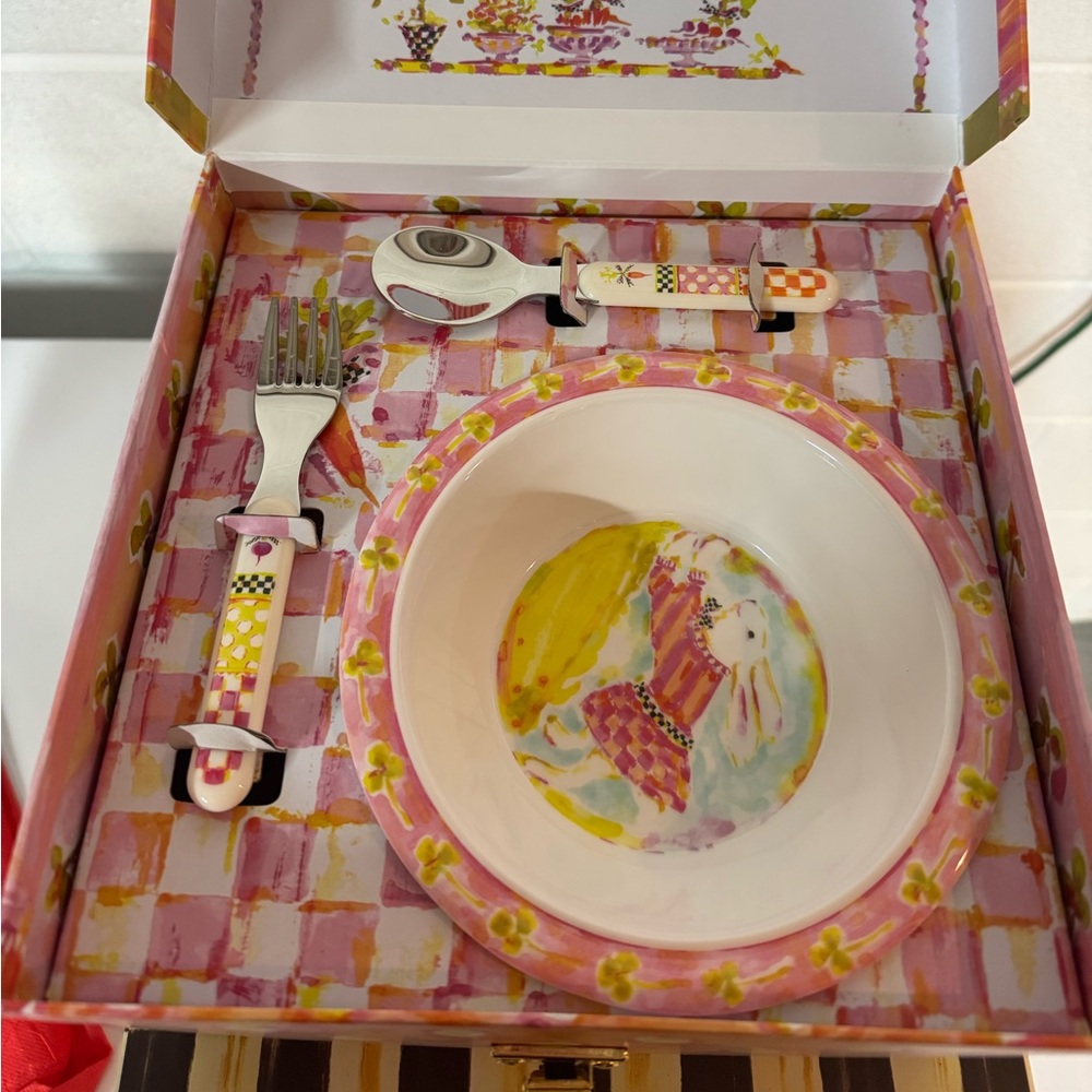 Mackenzie-Childs Bunny Toddler Dinnerware Set, New in orginal box